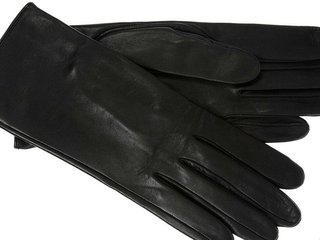 Как почистить кожаные перчатки