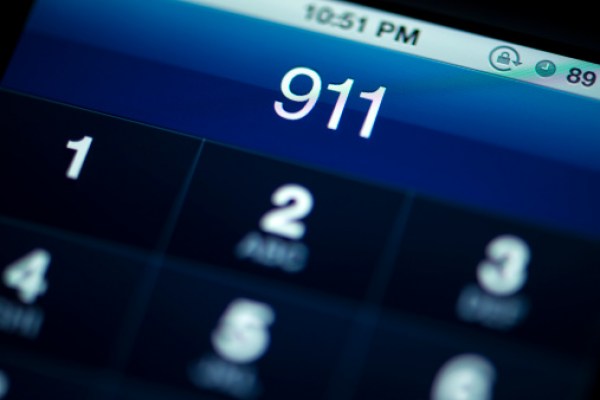 Канадка звонила в 911 чтобы поздороваться