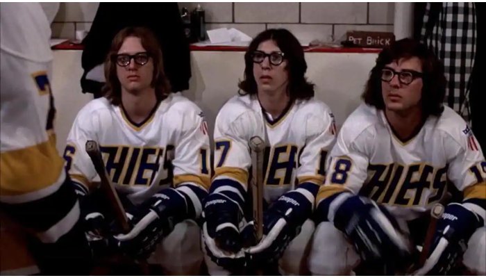 10 лучших комедий про хоккей
